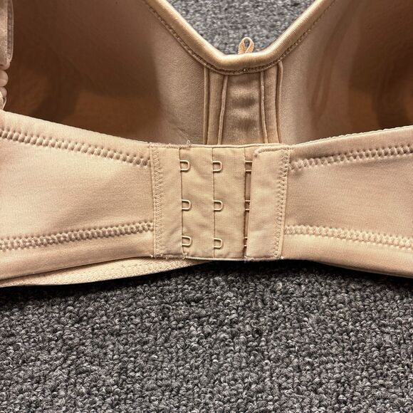Vanity Fair Bra Body Caress Wireless Bra 72335 Lightly Padded Women's Size 42C - Picture 3 of 5